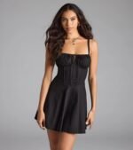 Bold New Look Corset Lace-Up Linen Skater Dress - Image 5