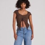 Flirty Expert Short Sleeve Slit Texture Crop Top