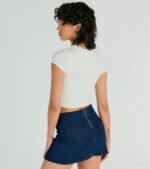 Effortless Style Short Sleeve Ribbed Knit Crop Top - Image 2