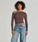 Chic Detail Off-Shoulder Long Sleeve Top - Image 9