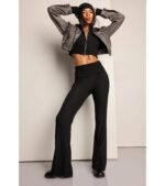 Cute And Comfy Zip-Front Cropped Knit Hoodie - Image 5