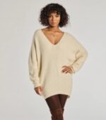 Effortless And Cozy Knit Long Sleeve Oversized Sweater - Image 2