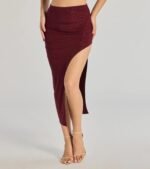 Glitzy Affair High-Slit Glitter Midi Skirt - Image 4