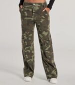 Effortlessly Chic Mid Rise Camo Cargo Denim Pants - Image 4
