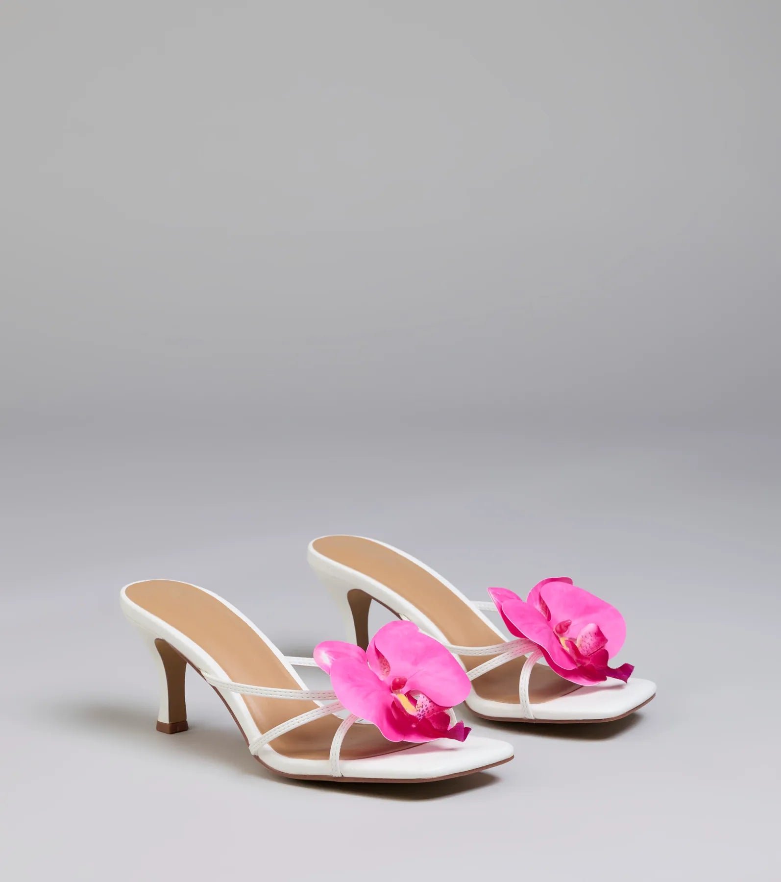 07401-000218_1_WHITE_BeautyInTheTropicsFlowerStrappyMules_dffa79dd-dd71-4e0e-a1e1-d874aaa8a6eb Beauty In The Tropics Flower Strappy Mules - Image 1